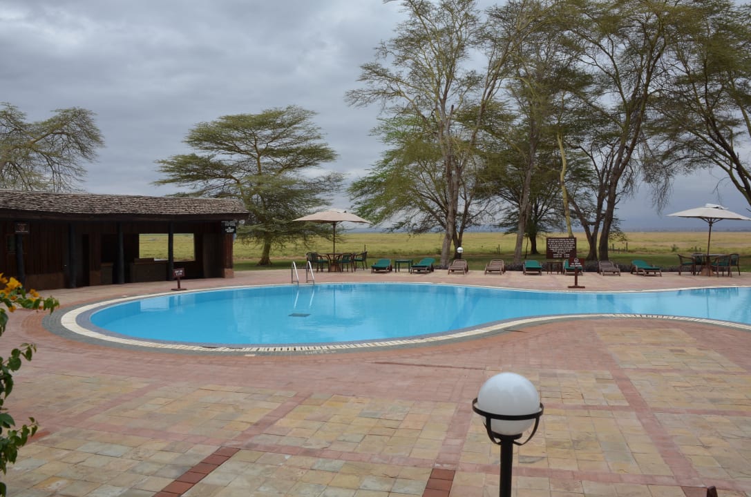 Pool Ol Tukai Lodge