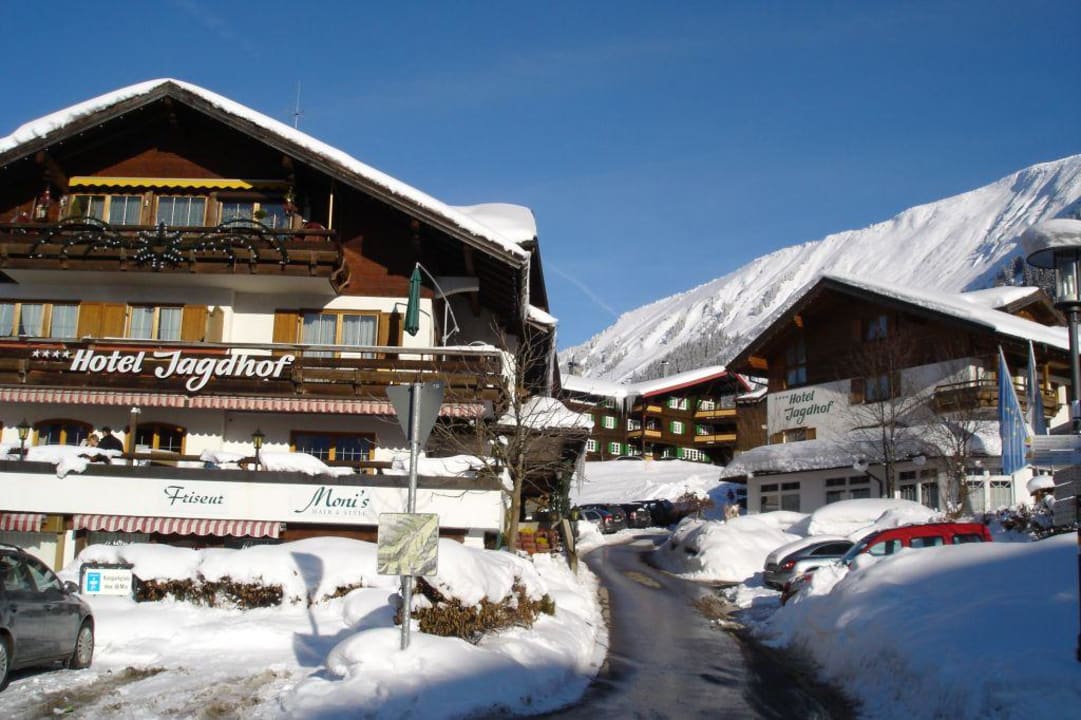 Der Jagdhof bei Kaiserwetter Hotel Jagdhof