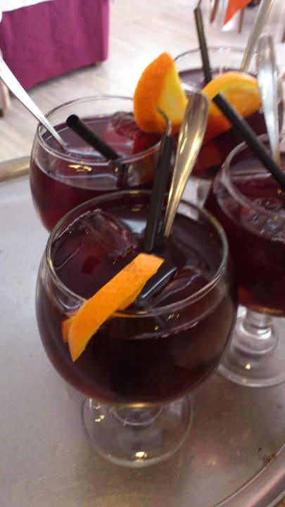 Buena sangria Hotel Clumba