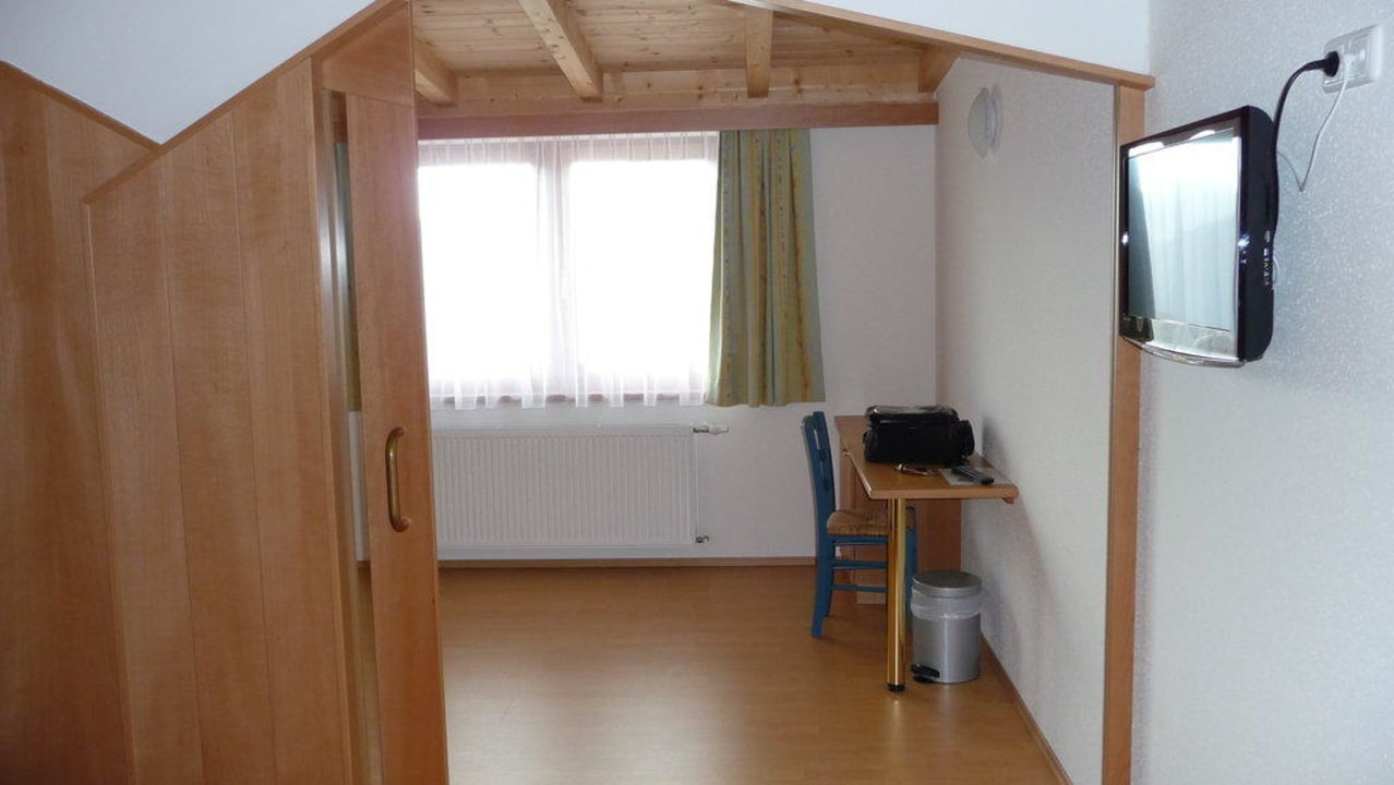 Schiebetür zum Wohnbereich Berggasthof Wallackhaus