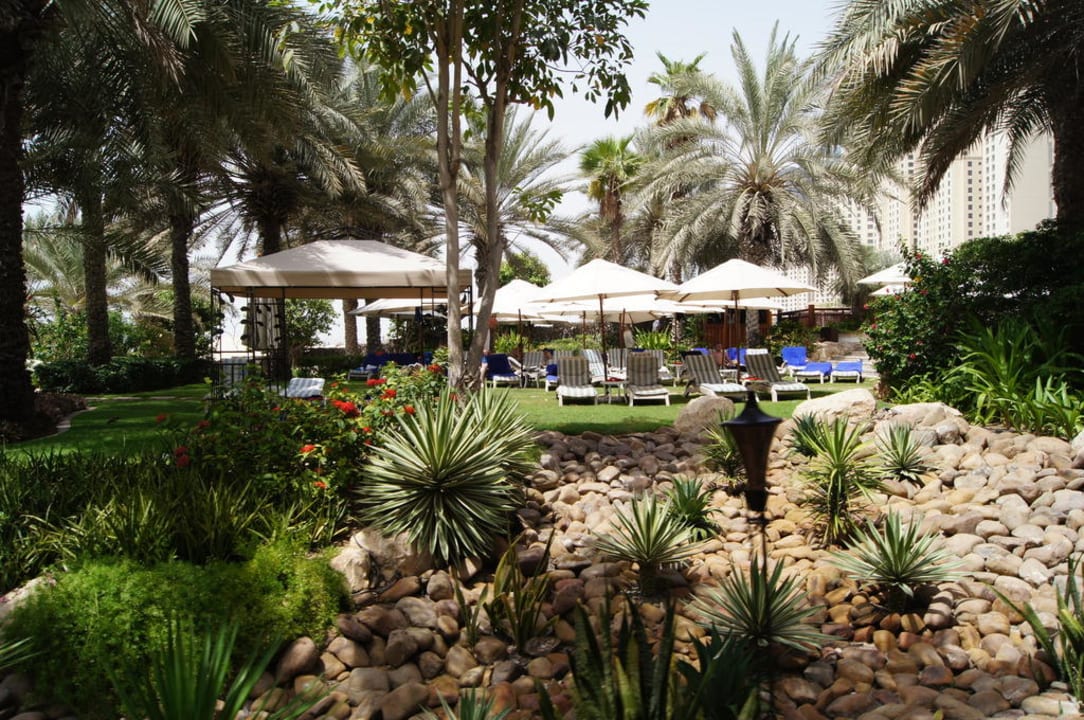 Außenanlage Hilton Dubai Jumeirah