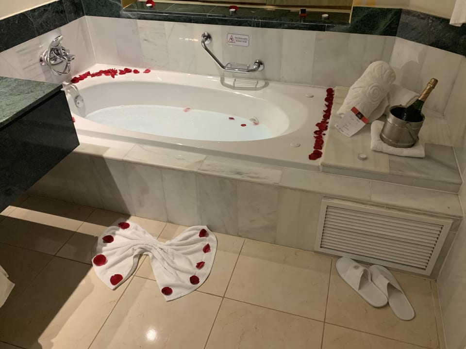 Zimmer Bahia Principe Luxury Bouganville