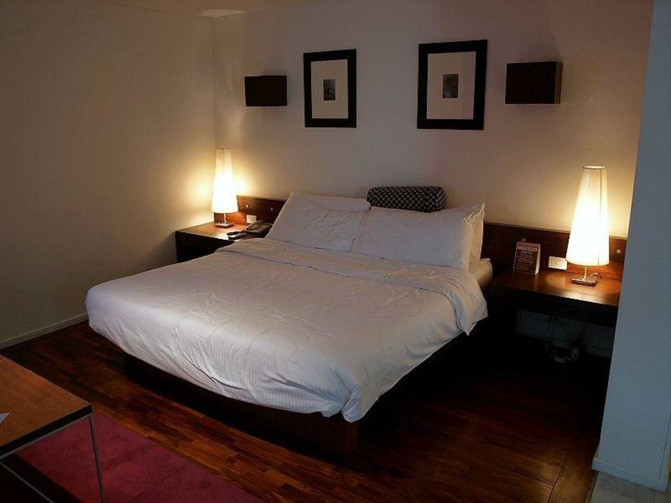 Bett im Zimmer Triple Two Silom Boutique Hotel