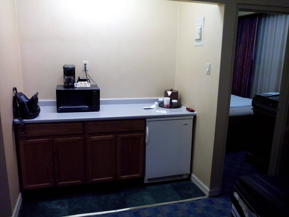 Mit Kühlschrank Ramada by Wyndham Jersey City