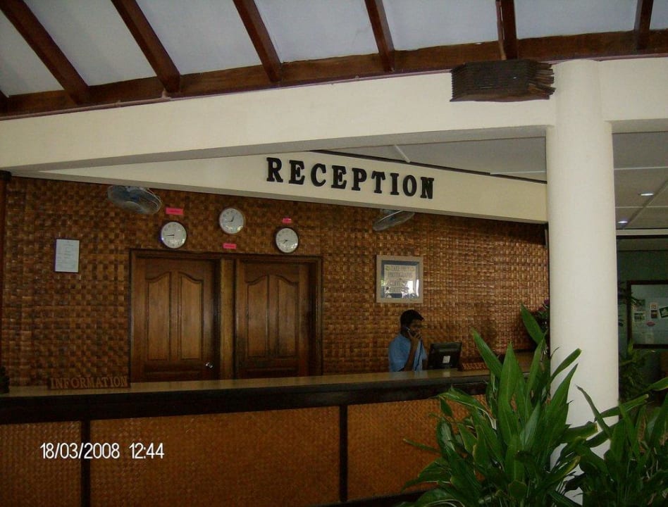 Rezeption  Summer Island Maldives