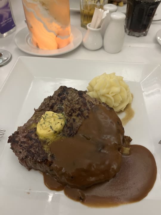 Gastro Serenity Alpha Beach