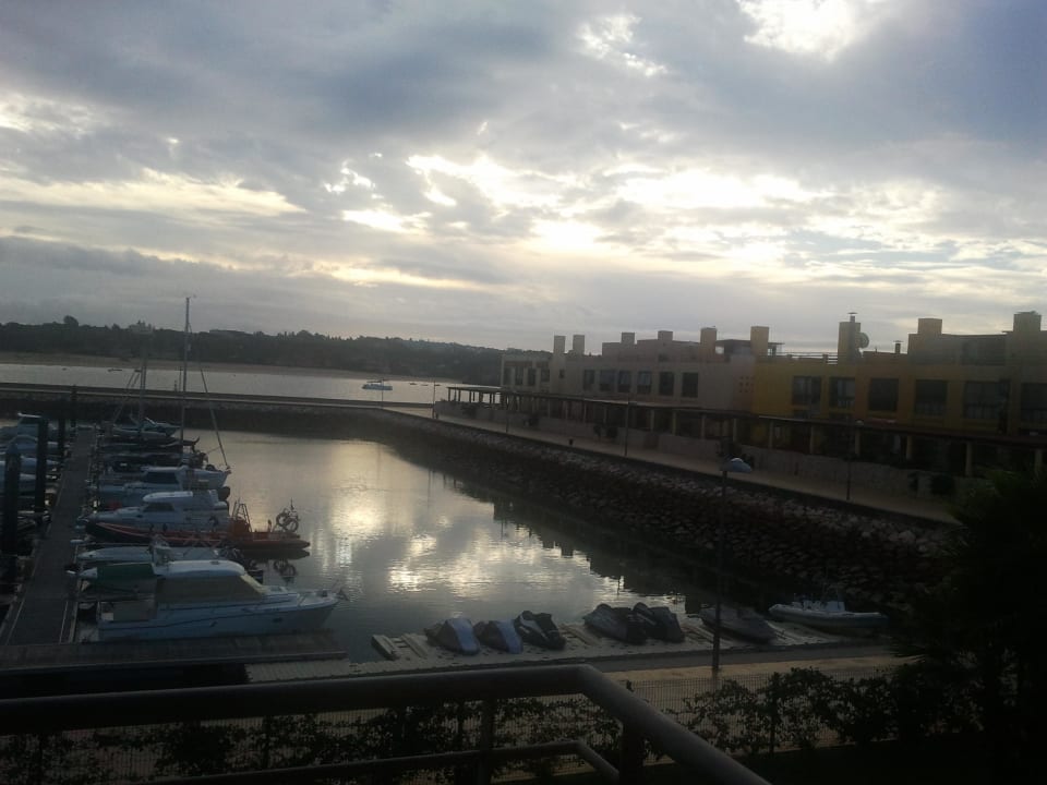 Ausblick auf Yachthafen NH Marina Portimão Resort