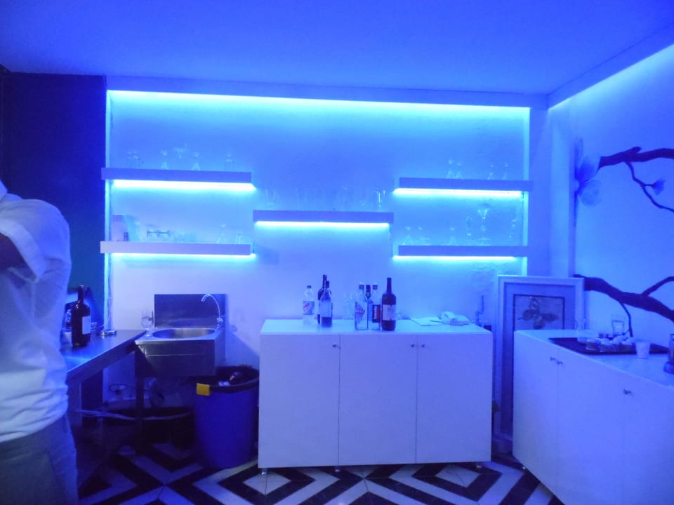 Alkohole Club Hotel Anjeliq