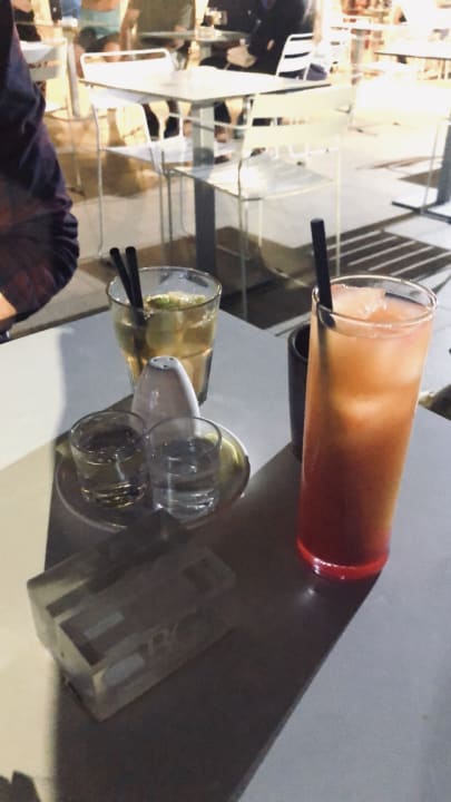 Gastro BG Tonga Tower Design Hotel & Suites