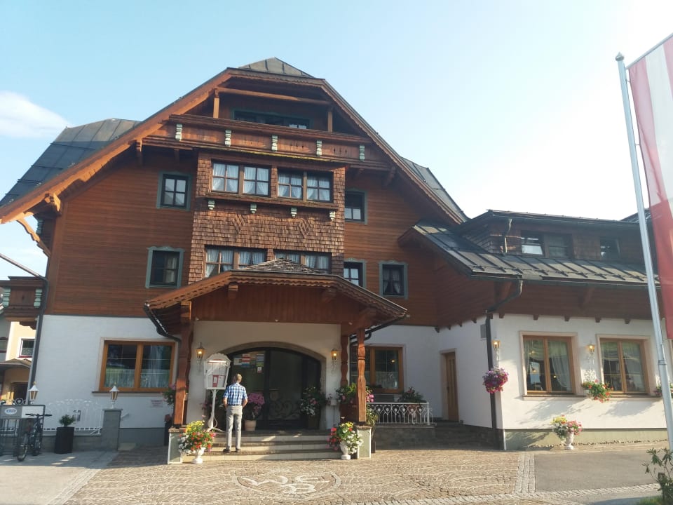 Außenansicht Hotel Neuwirt