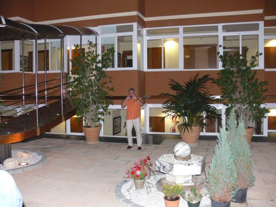 Innenhof Hotel Aparthotel Paguera Beach