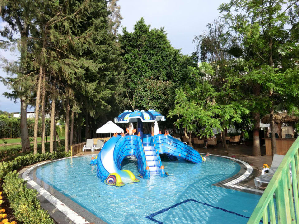 Kinderpool Botanik Hotel & Resort