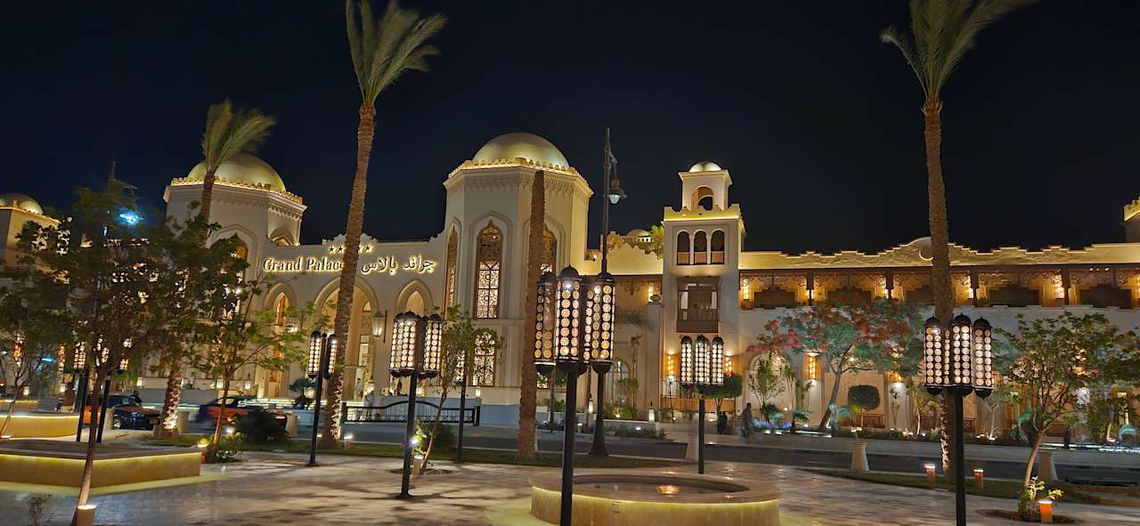 Außenansicht The Grand Palace - Adults only