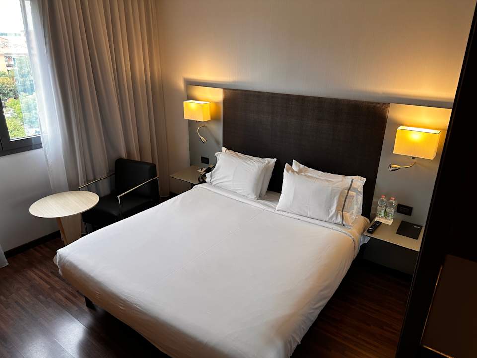 Zimmer AC Hotel Bologna by Marriott