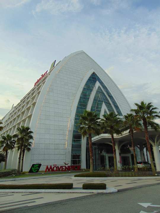 Außenansicht Movenpick Hotel & Convention Centre KLIA