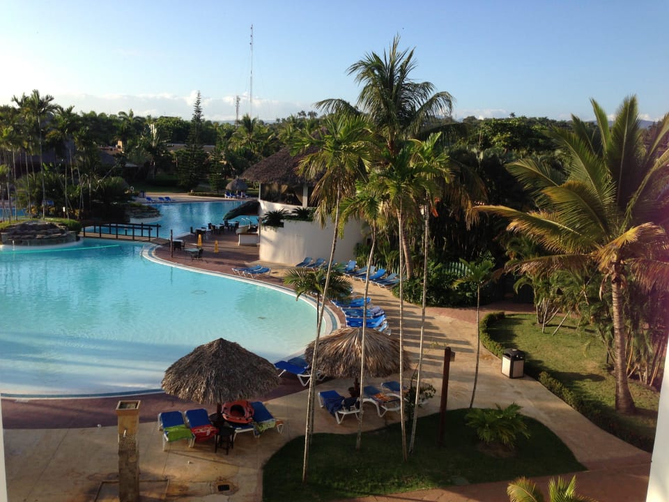 2 der wenigen Sonnenschirme Marien Puerto Plata