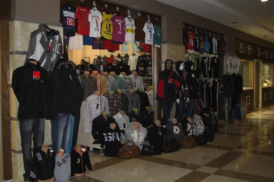 Laden  im Hotel Sunis Kumköy Beach Resort Hotel & Spa