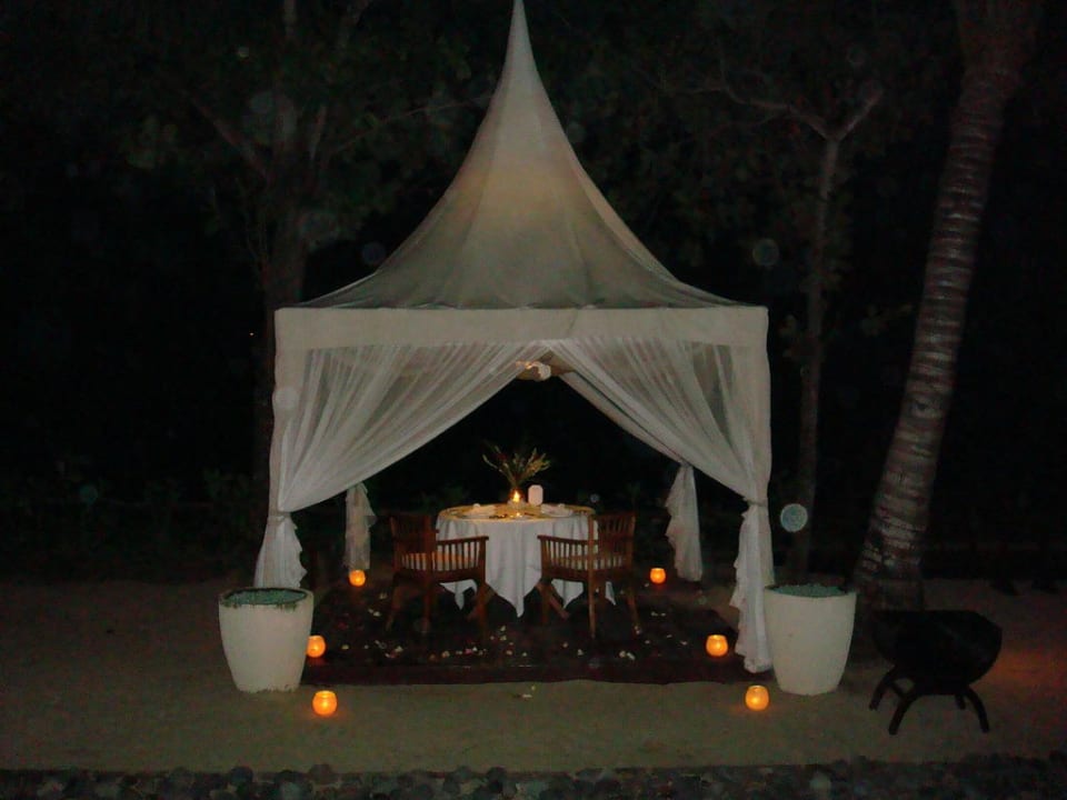 Abendessen am Strand InterContinental Bali Resort