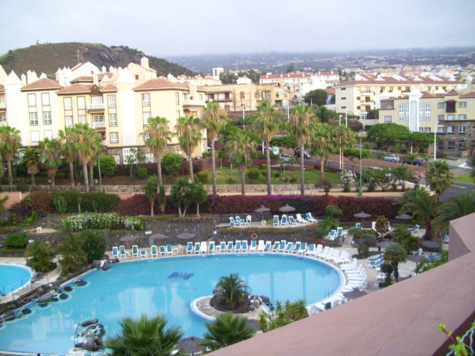 Beheizter Hauptpool Hotel Puerto Palace