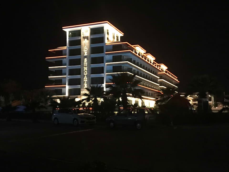 Hotel nocą Side Sunport Hotel & Spa