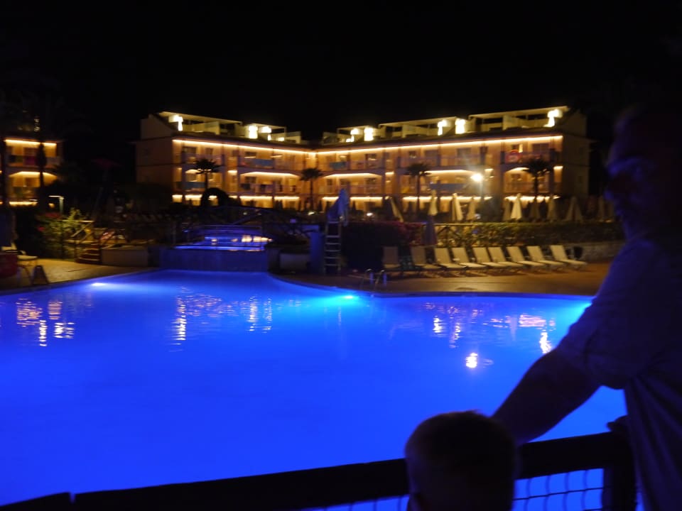 Pool Zafiro Can Picafort