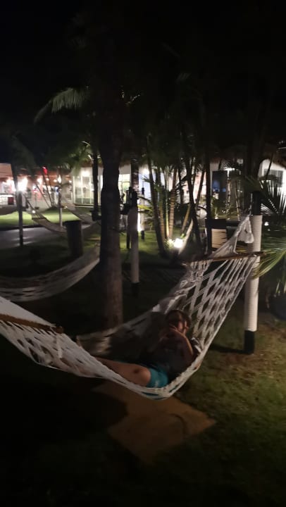 Gartenanlage Arinara Bangtao Beach Resort