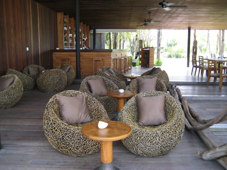 Beach Restaurant The Sarojin
