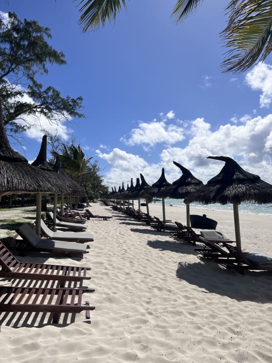 Strand Crystals Beach Resort Belle Mare, a member of Radisson Individuals