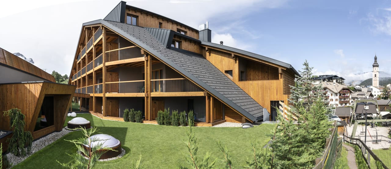 Außenansicht Hotel Alpenroyal