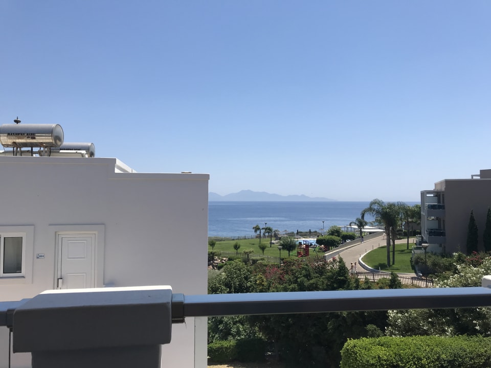 Ausblick Dimitra Beach Hotel & Suites