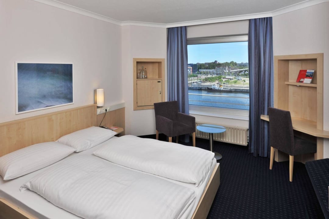 Business Doppelzimmer IntercityHotel Kiel