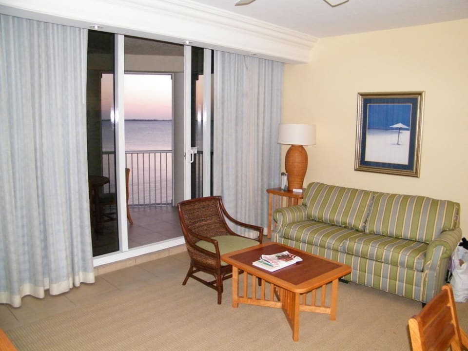 Wohnzimmer Hotel Pink Shell Beach Resort