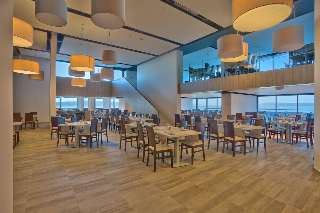 Restaurant Medora Auri Family Beach Resort