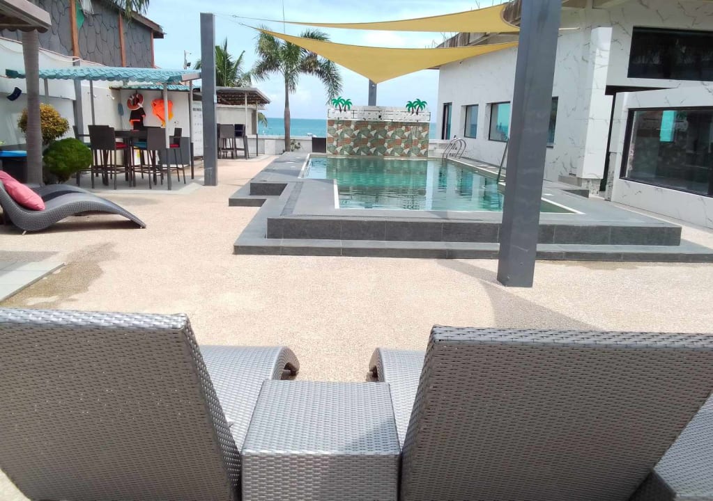 Pool Cave Beach Resort - Boutique Accomodation