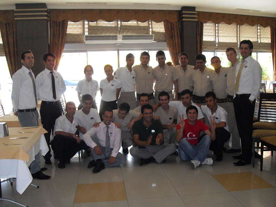 Das gesamte Restaurantteam - Einfach super! Alaiye Resort & Spa