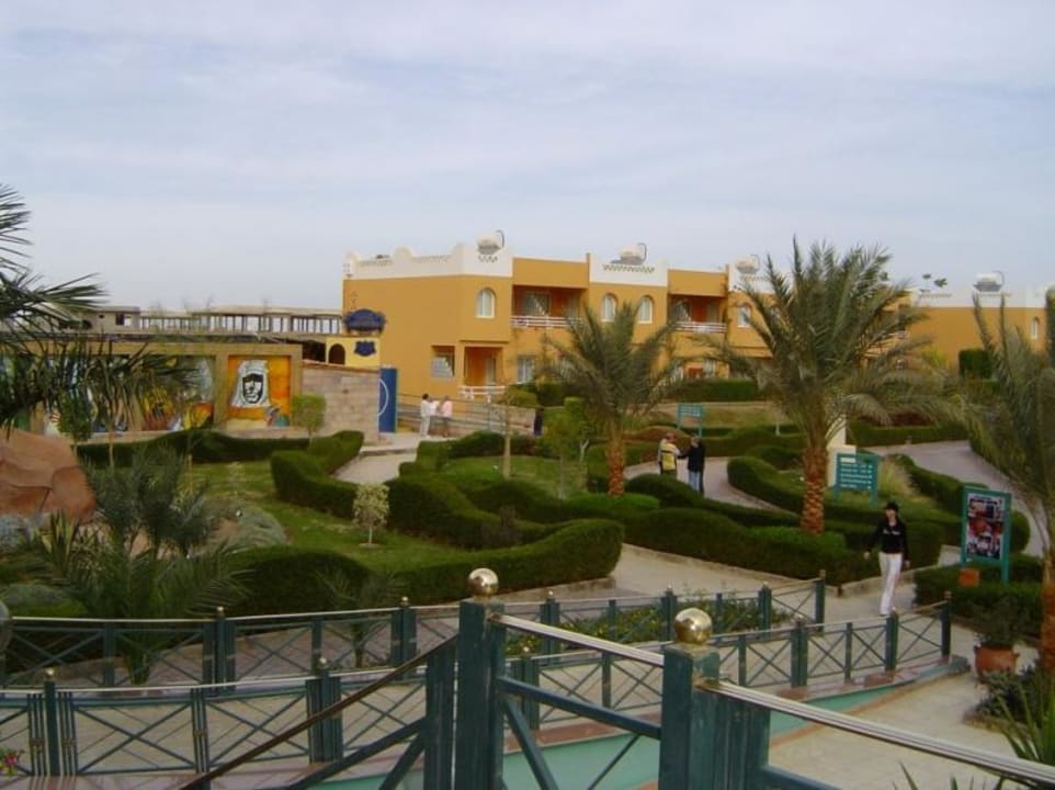 Hotel im Überblick Golden Beach Resort