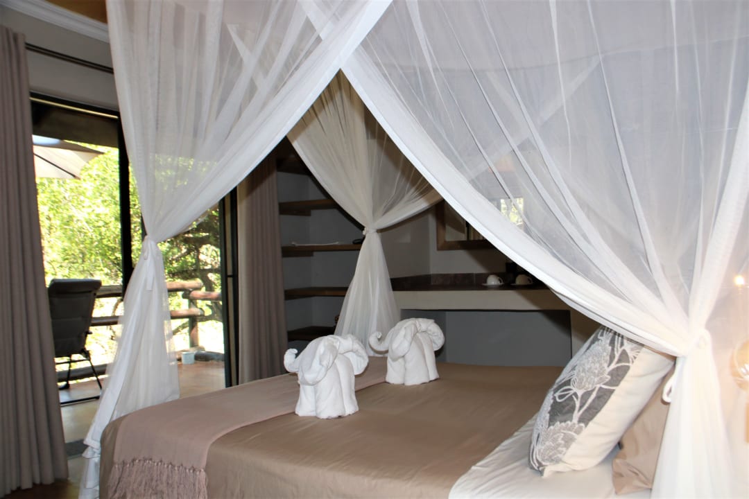Zimmer Baluleni Safari Lodge