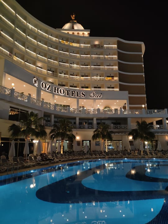 Pool Oz Hotels Sui Resort