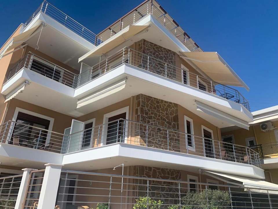 Außenansicht Alkioni's Nest Apartments