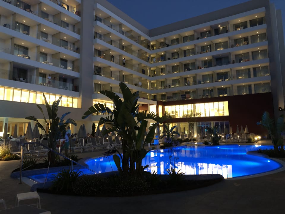 Außenansicht Hipotels Bahía Cala Millor