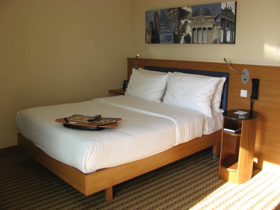 Zimmer mit Balkon Hampton by Hilton Berlin City West