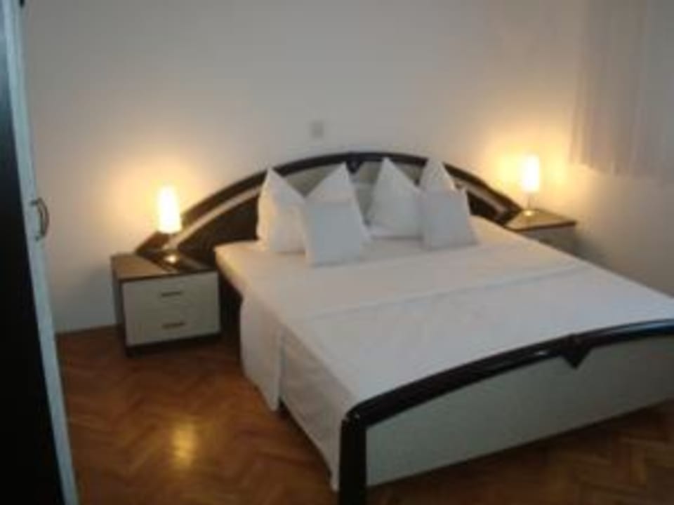 Ferienwohnung, Doppelbett 1 Schlafzimmer Hotel Villa Mikrut
