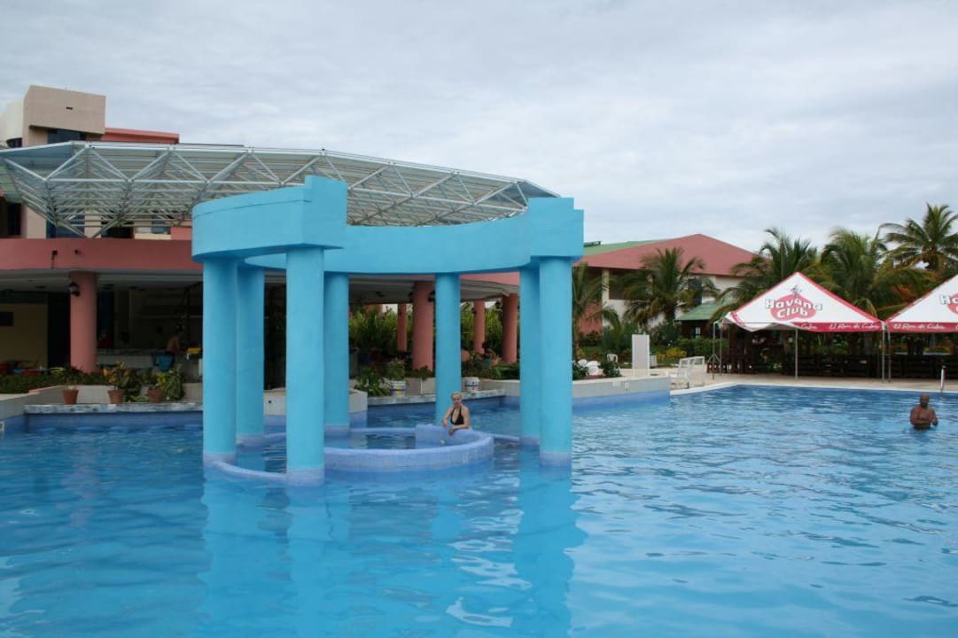 Basen główny Muthu Playa Varadero