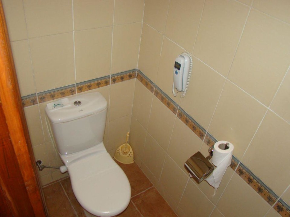 Toilet in room Hotel Nubian Island