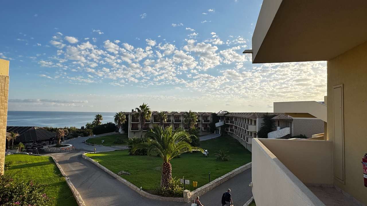 Ausblick Hotel Kalithea Horizon Royal