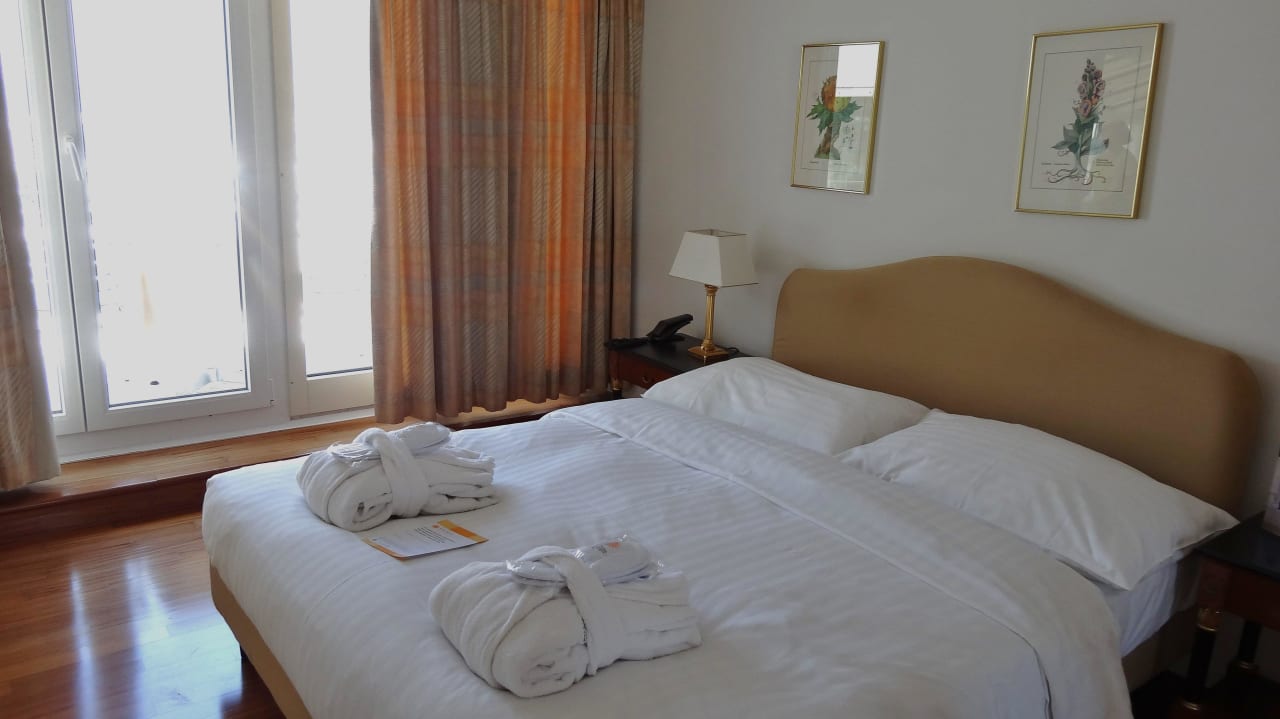 Schlafzimmer Executive-Studio mit kleinem Balkon Villa Sassa