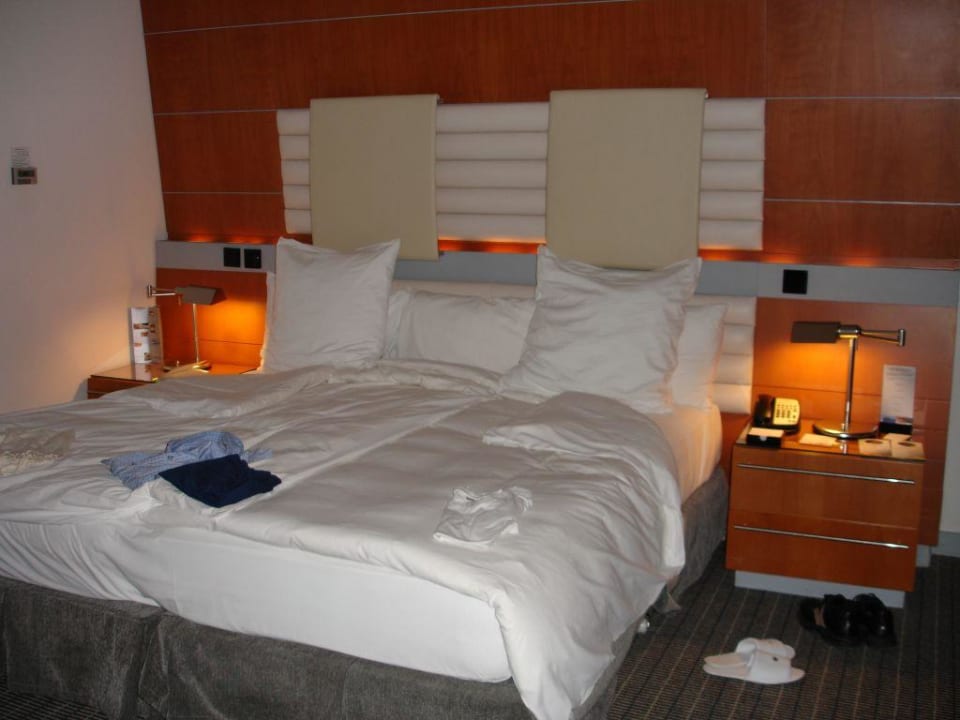 Zimmer abends Golden Sands Hotel Creek