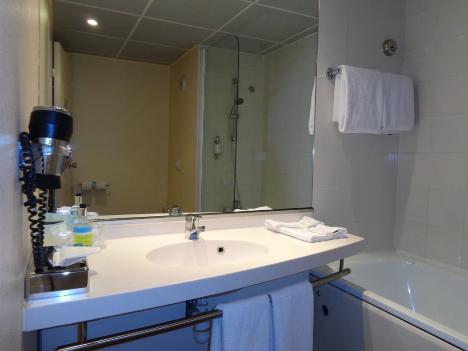 Zimmer 913, Badezimmer SUITE-HOME PARIS 19 PORTE DEPANTIN