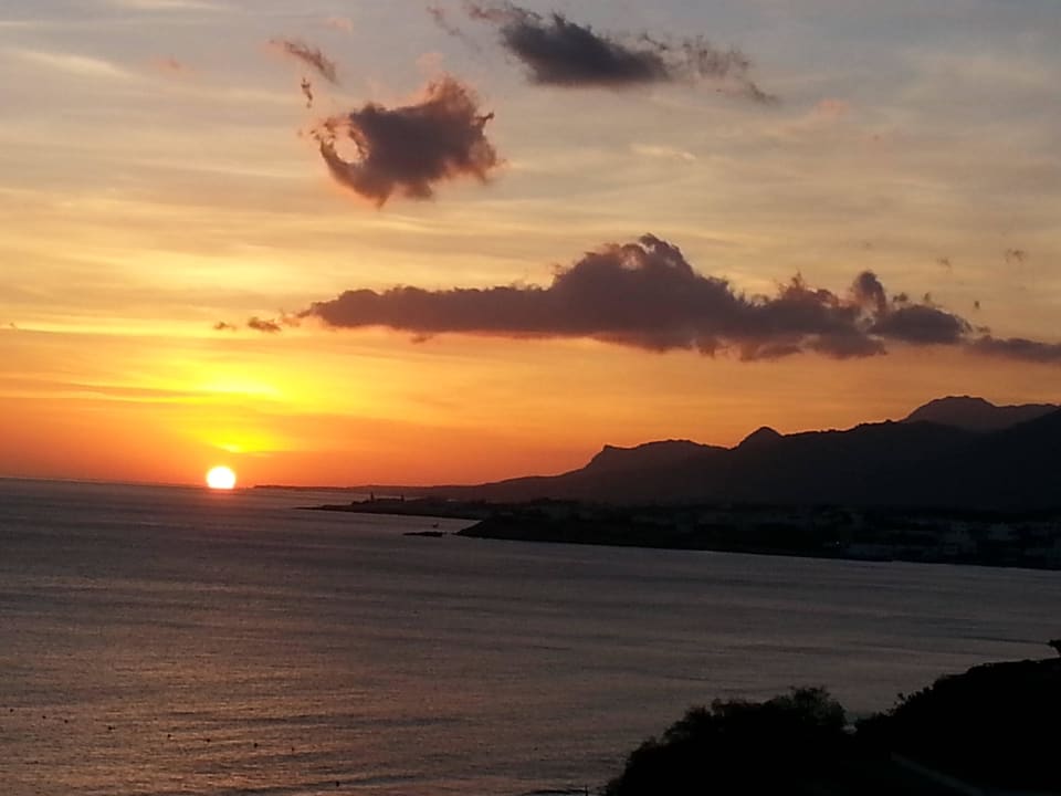 Sonnenuntergang Atlantica Mikri Poli Crete