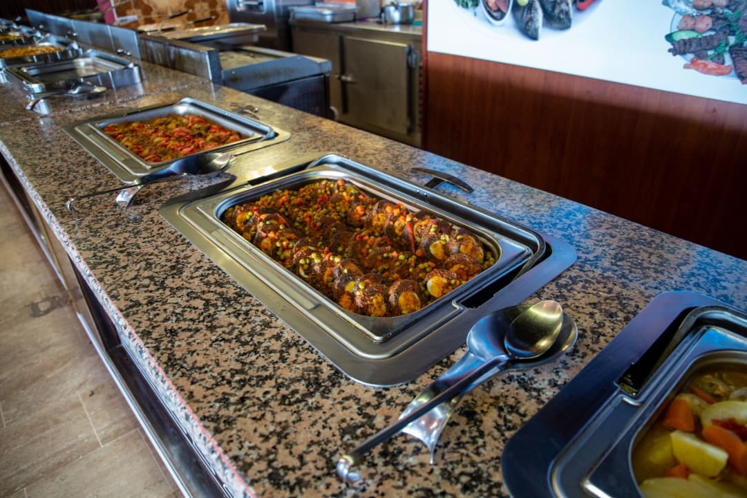 Gastro Adora Calma Beach Hotel